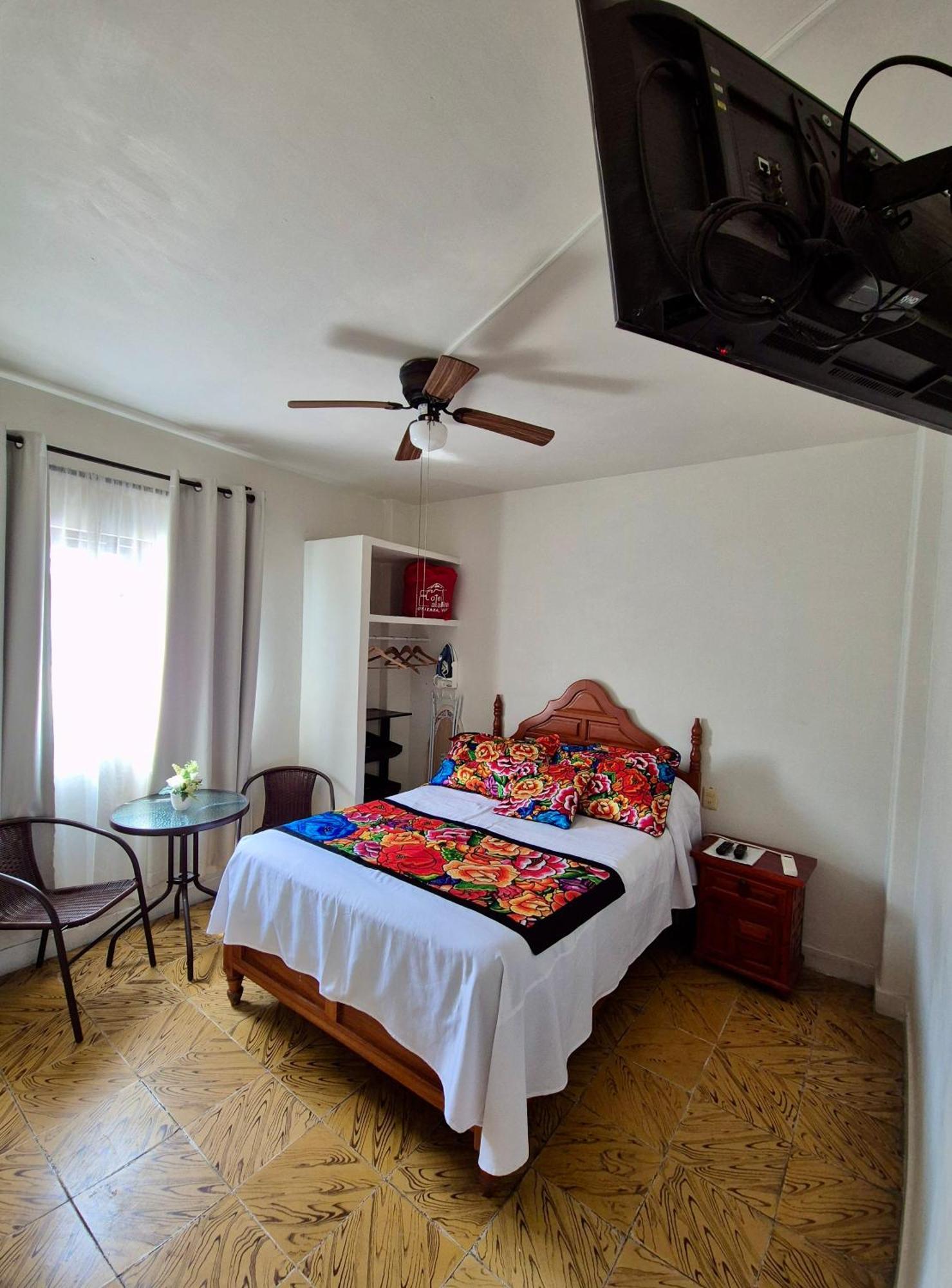 Hotel Catalina Оризаба Екстериор снимка